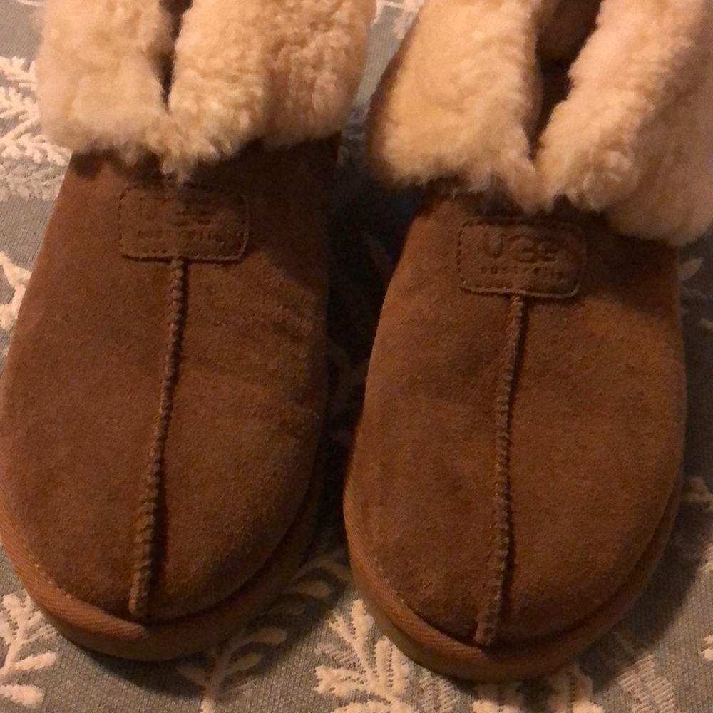 Ugg Australia men’s slippers size 10 NWOT